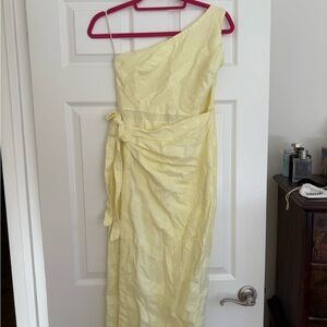Yellow Free People midi dress. One shoulder, tie waist, linen-ish material.